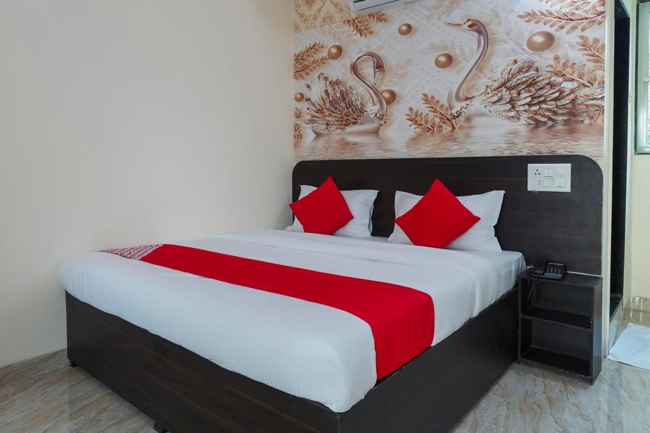 Oyo Flagship 68474 Hotel Viraj 浦那 外观 照片